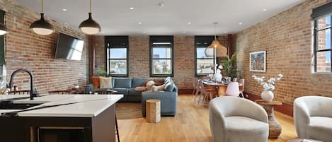 Smart TV, offices