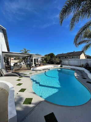 Piscine extérieure