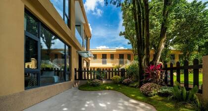 Blossom Manoir Dali Old Town