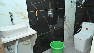 Shower, towels, soap, shampoo