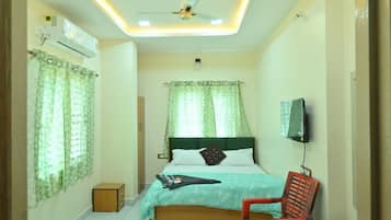 Deluxe-Zimmer, 1 Queen-Bett, Klimaanlage