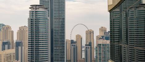 Cunas gratuitas, wifi gratis y ropa de cama