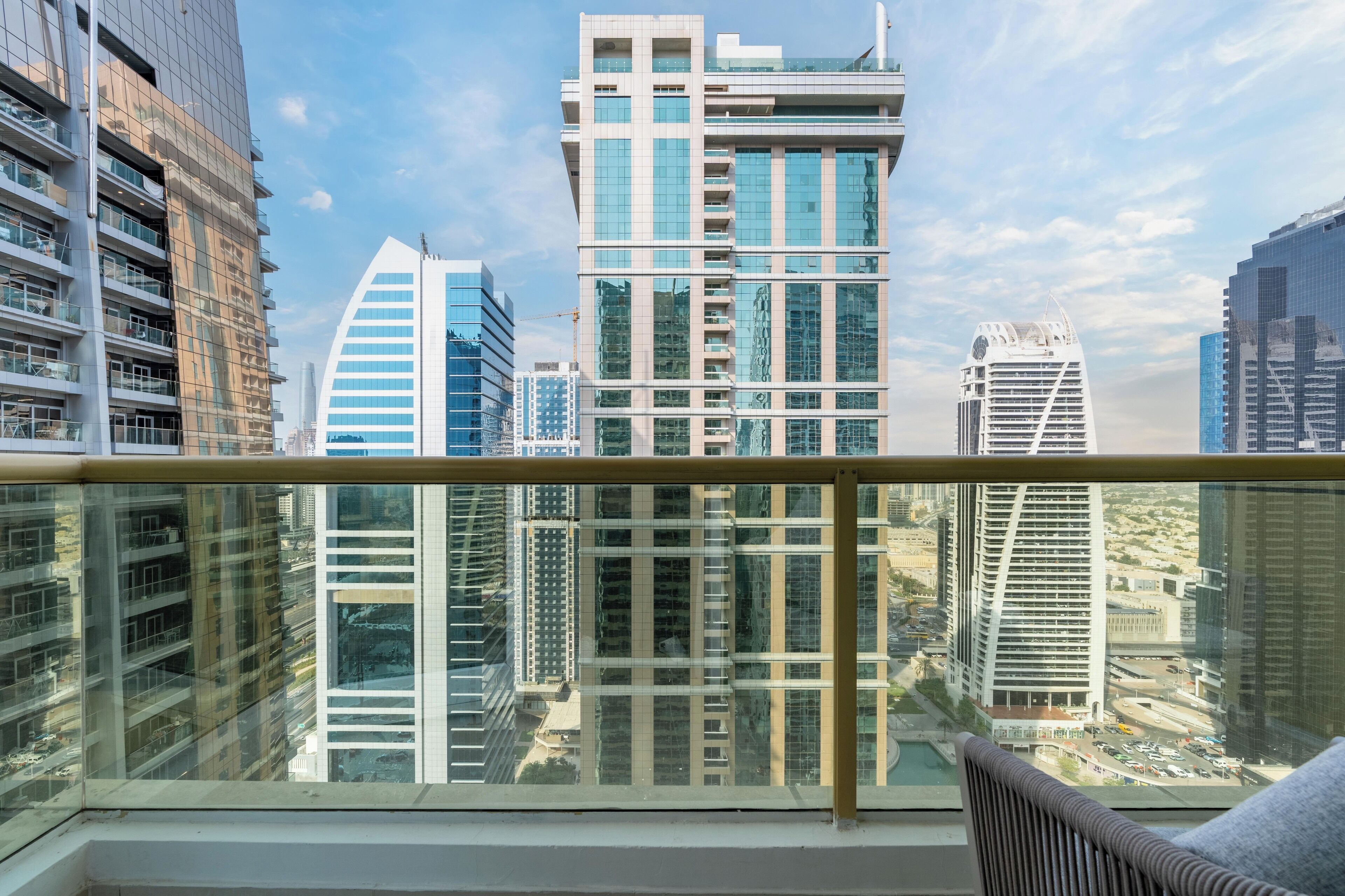 Free cots/infant beds, free WiFi, bed sheets