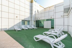 Property grounds - Samaya Holiday Homes Lake City Suits  (Dubai)