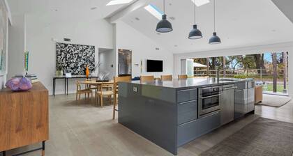 Private Retreat | Bocce Ball | Putting Green | BBQ