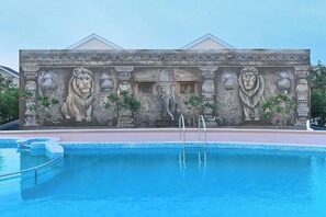 Indoor pool - Enrise By Sayaji Junagadh (Junagadh)