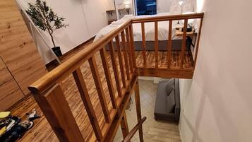 1 bedroom, in-room safe, desk, iron/ironing board