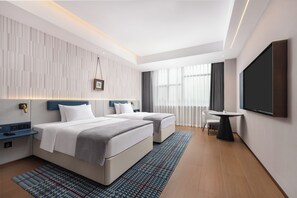 Comfort Twin Room, City View | Desk, laptop workspace, free WiFi