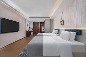 Comfort Twin Room, City View | Desk, laptop workspace, free WiFi - Wanda Moments Neo Qiemo (Qiemo)