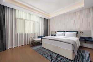 Business Suite | Desk, laptop workspace, free WiFi - Wanda Moments Neo Qiemo (Qiemo)