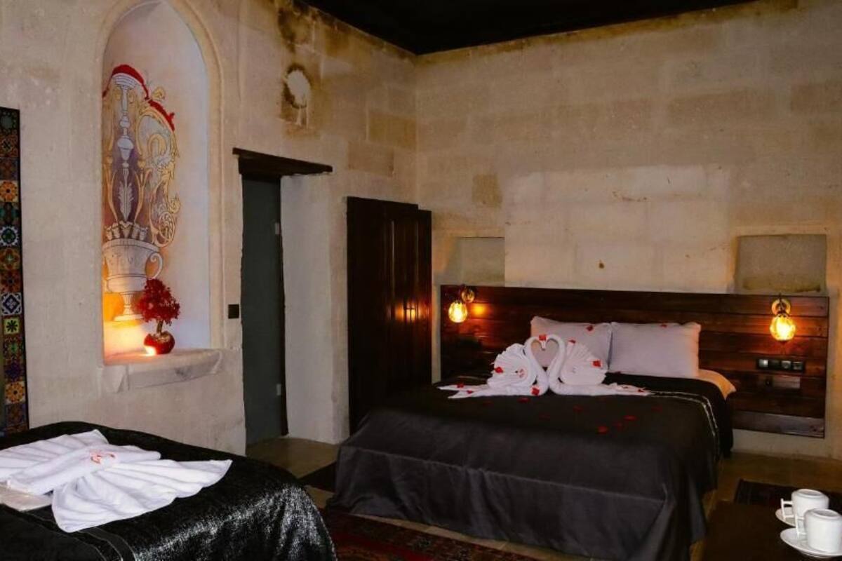 Deluxe Suite, Balcony, City View