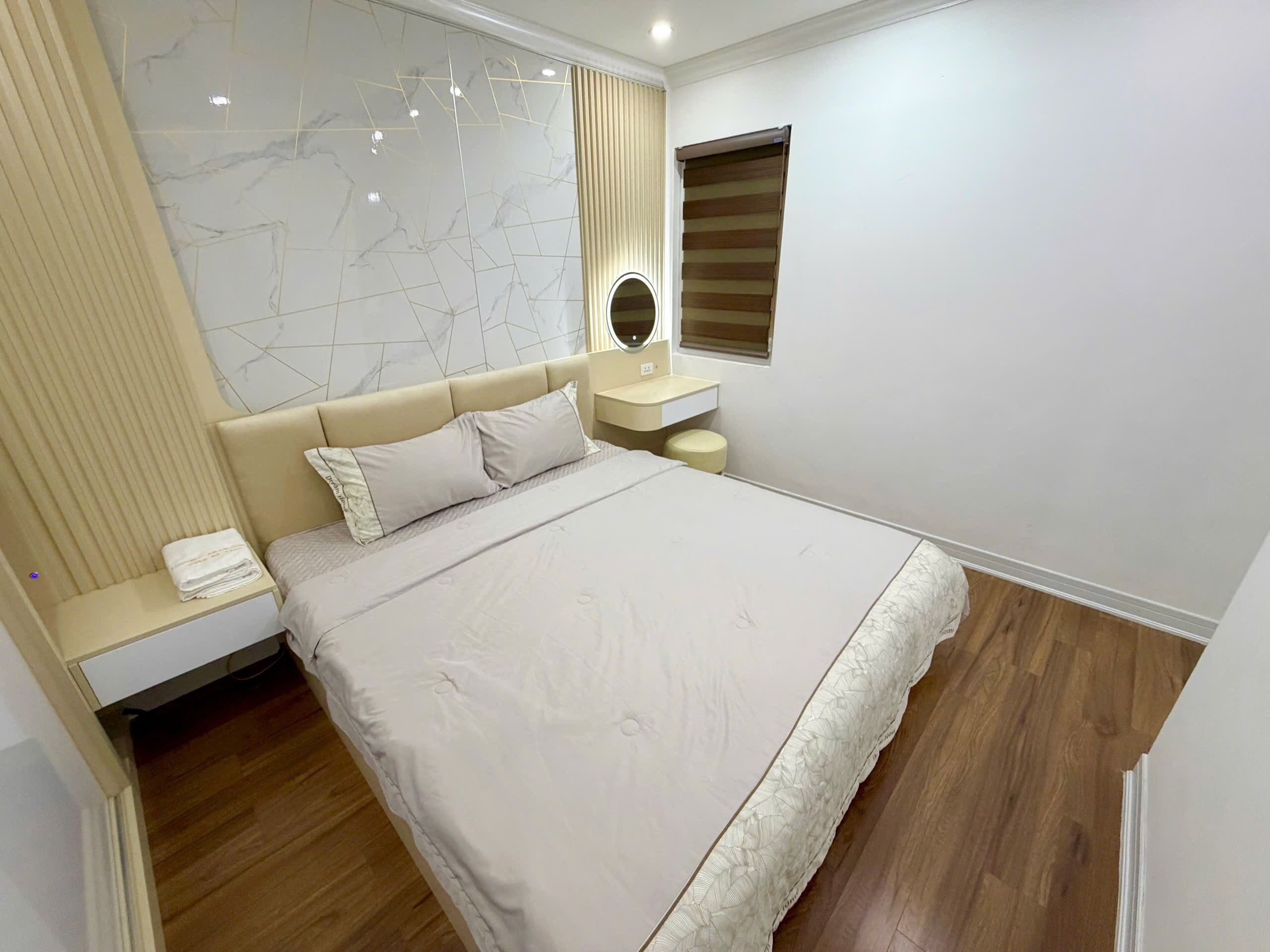 In-room safe, iron/ironing board, free WiFi