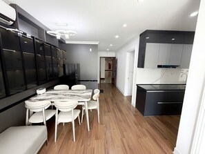 Dining - SeaHome (Bai Chay)