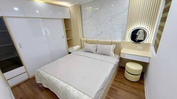 Cofres nos quartos, ferros/tábuas de passar roupa, Wi-Fi de cortesia