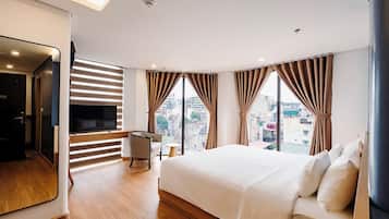 Phòng Premium | Minibar, két bảo mật tại phòng, màn/rèm cản sáng