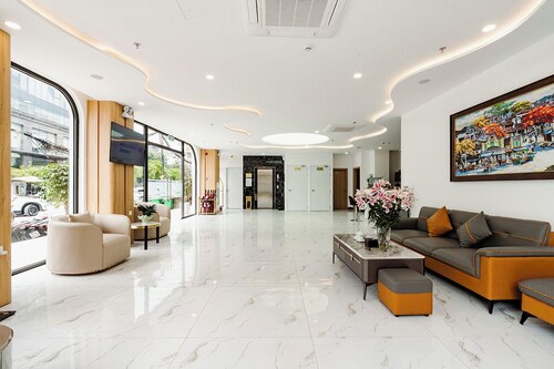 A25 Premium Hotel - 36 Giang Van Minh
