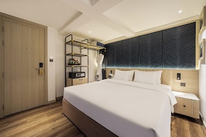 Luxury Room | Blackout drapes, iron/ironing board, free WiFi - A25 HOTEL - 36 GIANG VĂN MINH (Ba Đình)