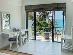 Deluxe Room, Sea View - Mask & Tide (Ambalangoda)