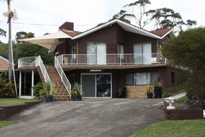 Exterior - Belong At Bendalong - Listen to the water and admire the scenery (Bendalong)