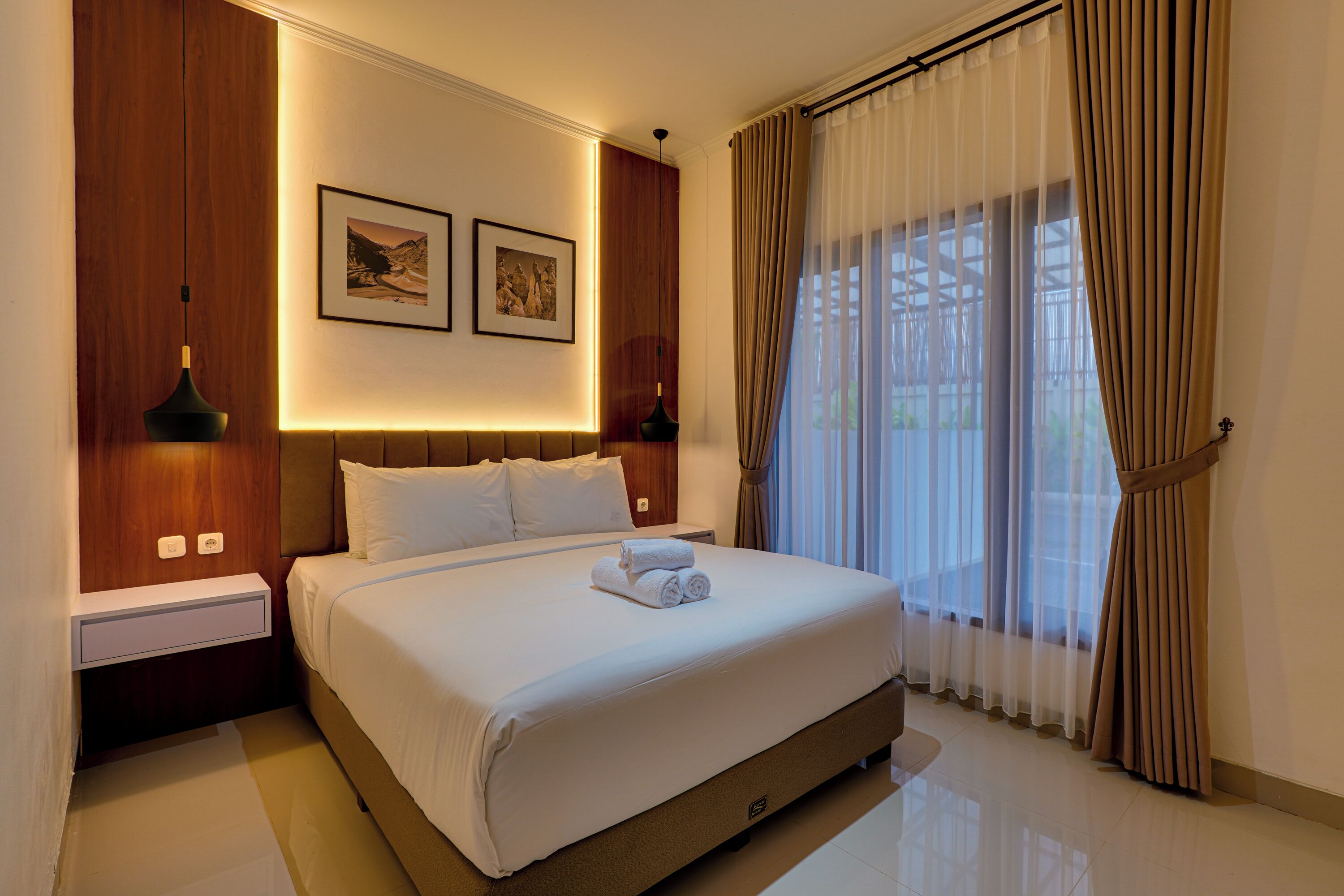 Caja de seguridad en la habitación, wifi gratis y ropa de cama 