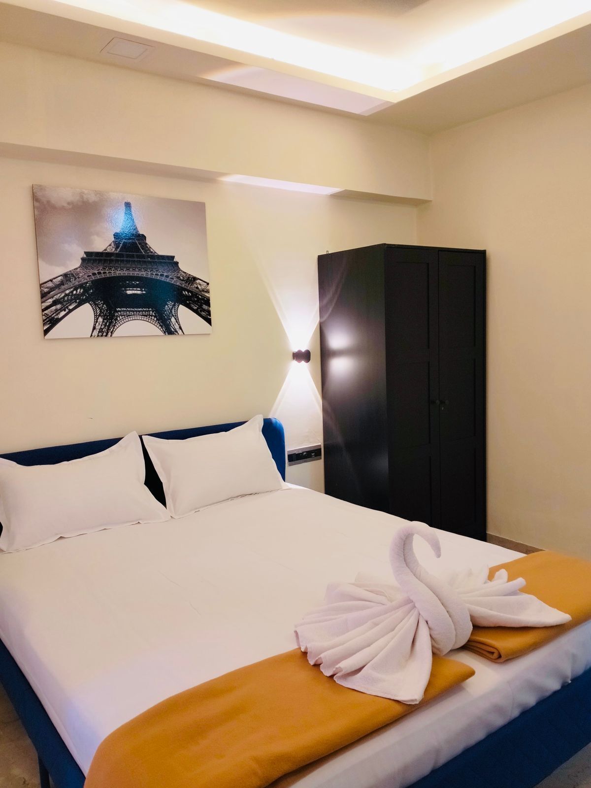 1 bedroom, free WiFi, bed sheets