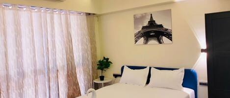 1 bedroom, free WiFi, bed sheets