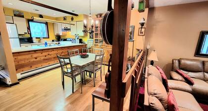 Shawnee Ski Mountain View Jacuzzi Townhouse