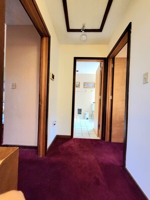 Interior - Shawnee Ski Mountain View Jacuzzi Townhouse (East Stroudsburg)