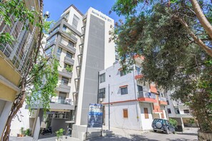 Exterior - Alti 3-BR Apt by Santa Maria Jal el Dib (Metn - Jal El Dib)