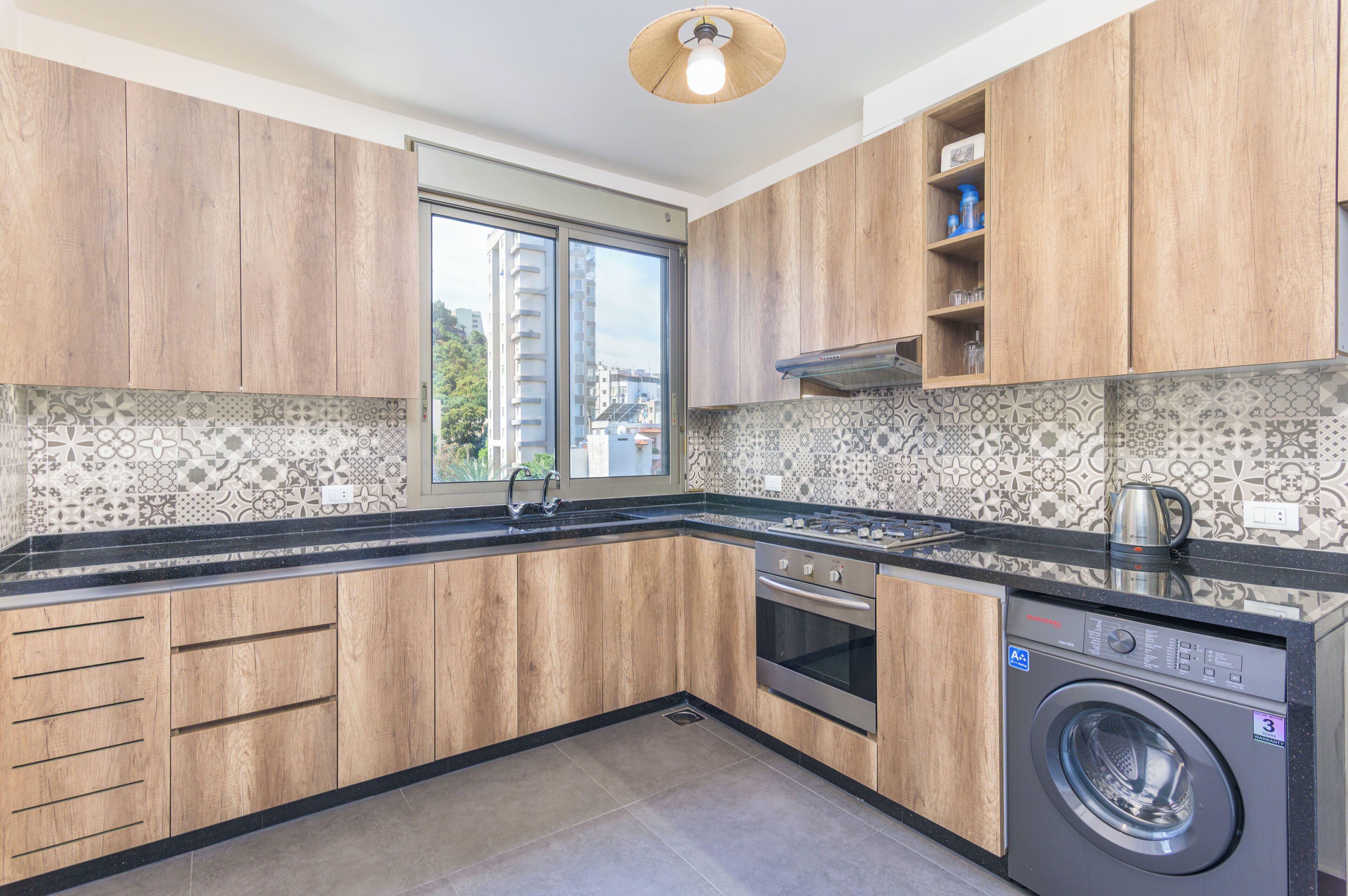 Apartment, 3 Bedrooms, Kitchen, City View | Private kitchen | Full-size fridge, microwave, oven, stovetop