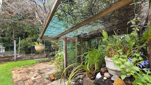 Unclassified image, 4 of 14, button - Elanora ~ Original Beach Cottage (Bendalong)