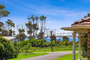 Property grounds - Elanora ~ Original Beach Cottage (Bendalong)