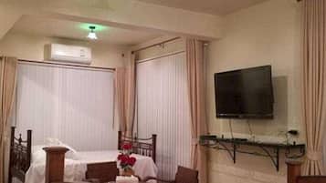 Family Room, Mountain View