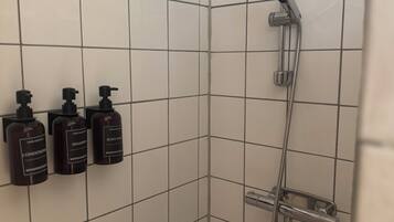 Dusch och handdukar