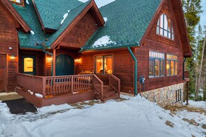 Exterior - Winter Park Getaway w/ Fireplace, Game Room & Easy Resort Bus | Elk Court Lodge (Winter Park)