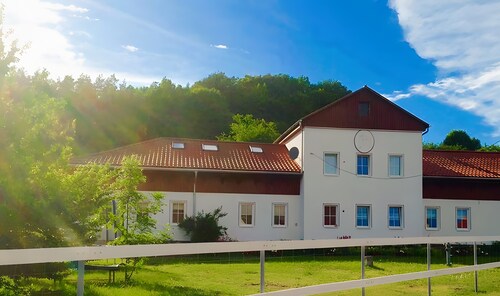 Apartment 'Herrrenhaus Gut Buchenhof' with Mountain View, Shared Terrace and Wi-Fi