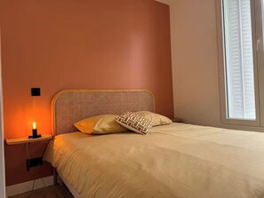 Iron/ironing board, Internet, bed sheets - comfortable in Boulogne – ideal location (Boulogne-Billancourt)