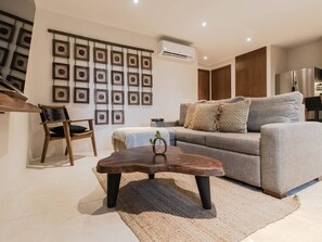 TV - Modern 2BR Apartment in Tulum  Great Location (Tulum)