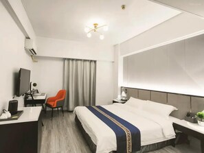 Chambre Double, vue ville