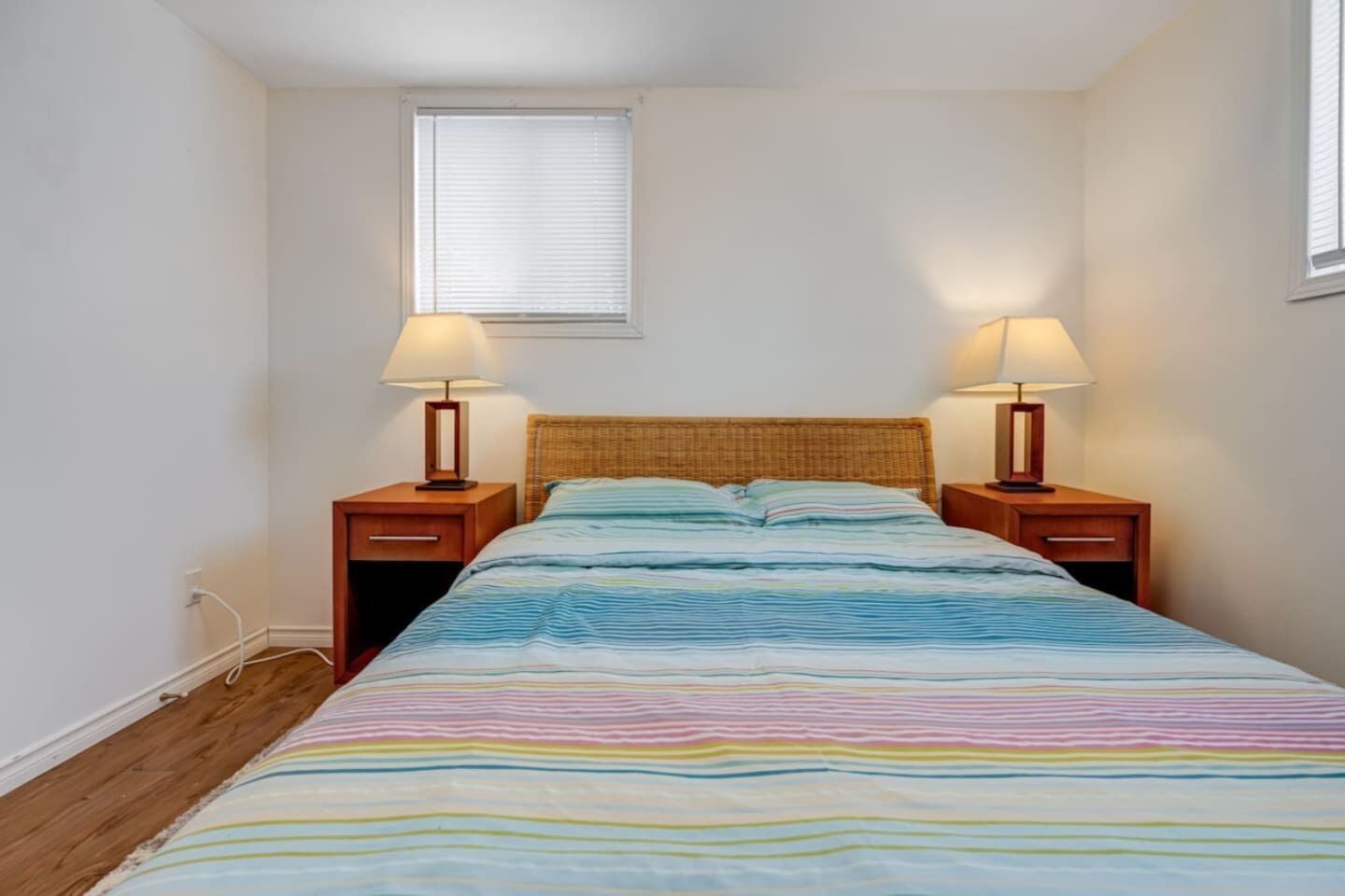 Fer et planche à repasser, Wi-Fi, draps fournis