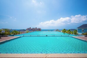 Pool - Phan Thiet - The Coast villa 3-bedroom (Tiến Thành)