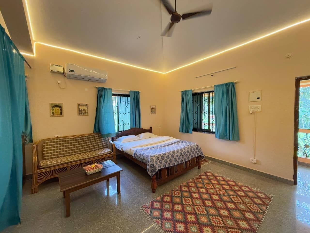 Deluxe Room | Free WiFi