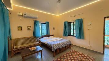 Deluxe Room | Free WiFi