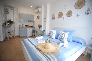 1 bedroom, iron/ironing board, free WiFi, bed sheets - BLU STUDIO CENTRAL /NEAR SEA RAPALLO /NEAR PORTOFINO (Rapallo)
