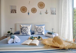 1 slaapkamer, een strijkplank/strijkijzer, gratis wifi, beddengoed