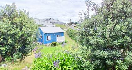 'Little Blue Bach' Sunset Beach