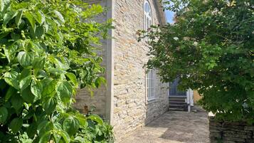 House | Exterior