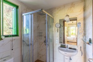 Bathroom - BELLA CISTERNA (Chios)