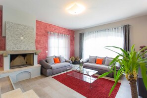 TV, fireplace, ping pong - Villa Stupenda (100511-K1) - Porec (Porec)