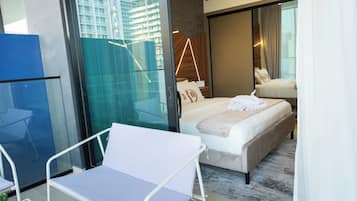 Fer et planche Ă repasser, Wi-Fi, draps fournis